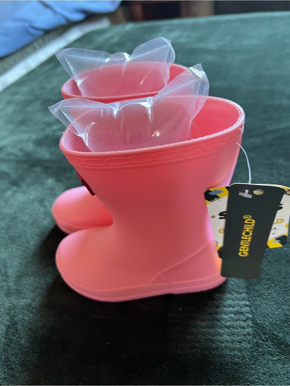 Gentlechild Pink Kids' Rain Boots-cute as a button-never worn size 8 - Picture 3 of 5
